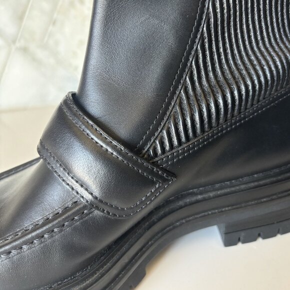 Gianvito Rossi Size 36/6 Black Calfskin Pull On Ankle Boot Lug Sole Eco Stretch - Picture 3 of 12